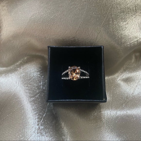 Crystal Ring - Picture 3 of 4